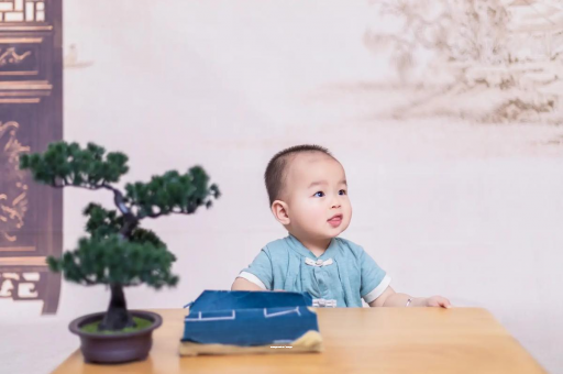 烟台宝宝喊肚子疼怎么回事